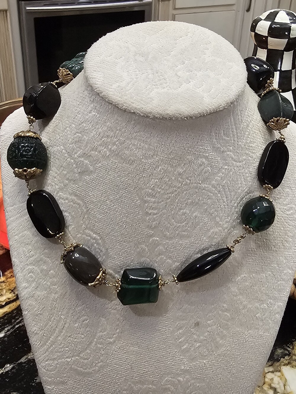 Vtg. Green and Black Beaded Statement Necklace